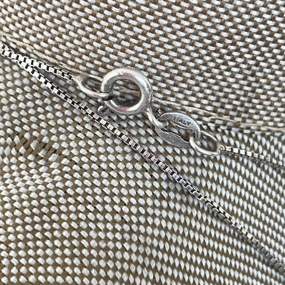 Vintage floating heart filigree necklace 925 SU Korea 24” - Picture 4 of 9